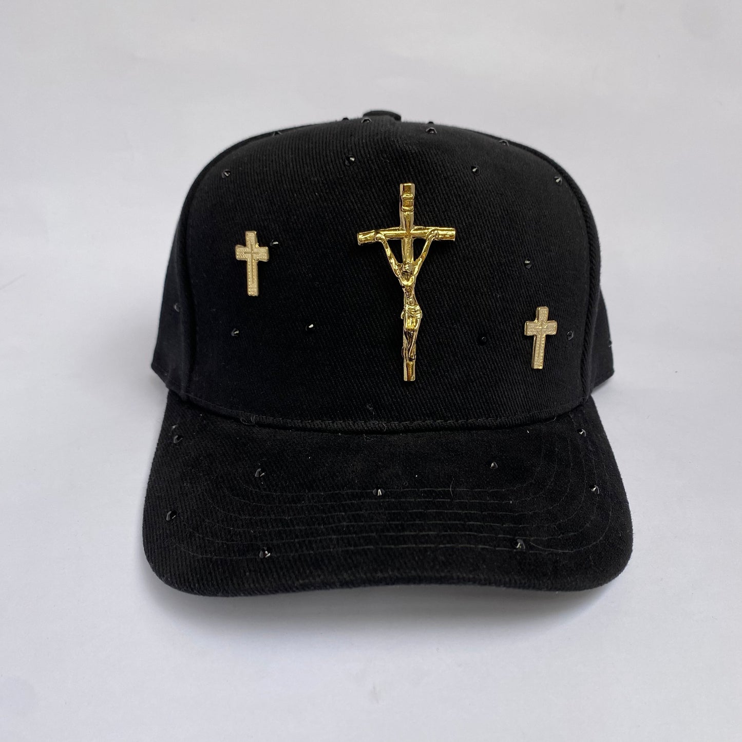 Gorra Cruz Dorada Ajustable Negra