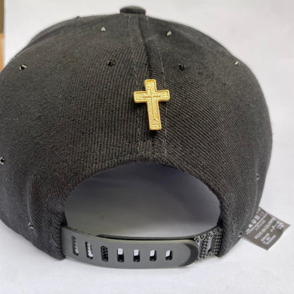 Gorra Cruz Dorada Ajustable Negra