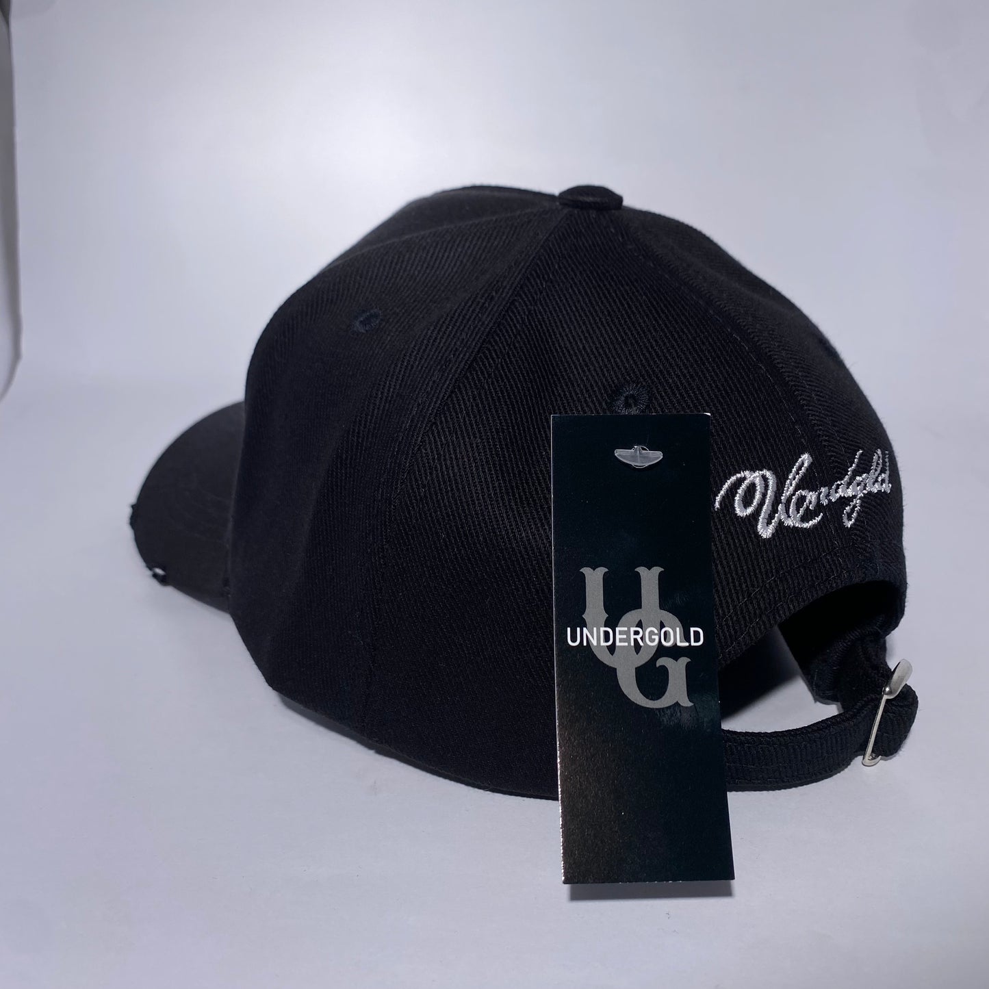 Gorra Undergold Negra Logo “U” Blanco