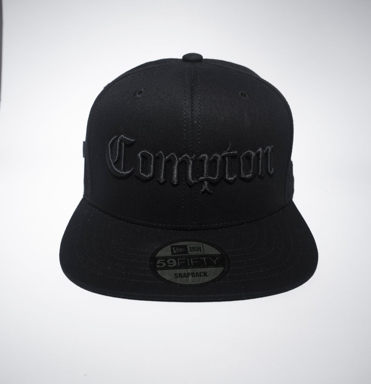 Gorra “Compton” Negra Snapback