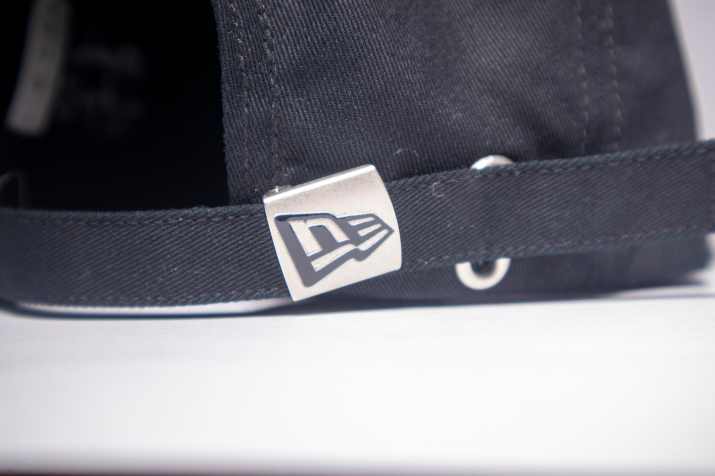 Gorra “Compton” Negra Snapback